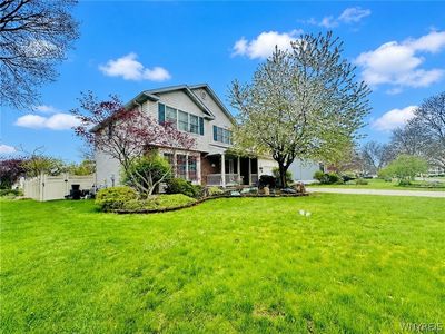 Property at 29 Continental Dr, Lockport, NY