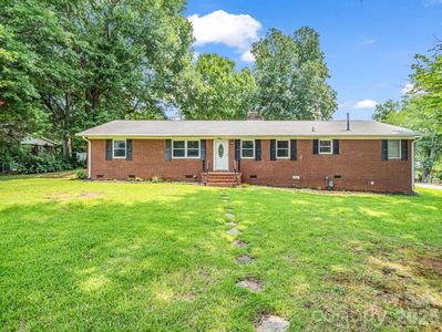 2044 Helen Dr
