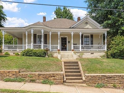 516 W Peace St