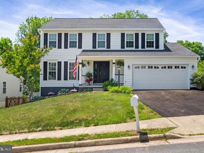6 Sturbridge Ln