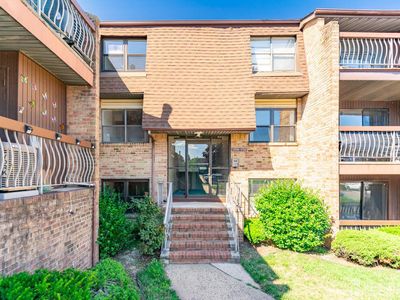 1719 Raspberry Ct
