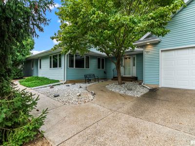47 Aspen Rd