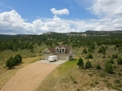 1650 S Mammoth Valley Dr