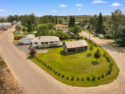 10 Lake Rd