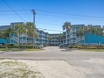 720 N Waccamaw Dr. #113