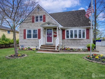 Property at 314 Adirondack Ave, Spotswood, NJ