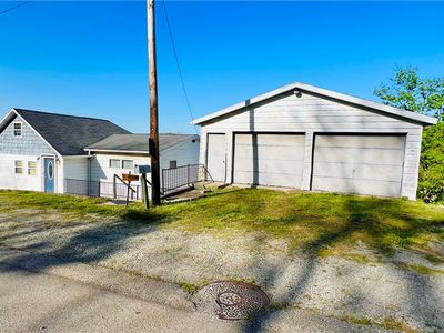 1107 National Pike N