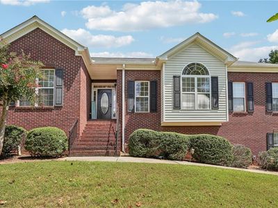 7570 Golden Sands Dr