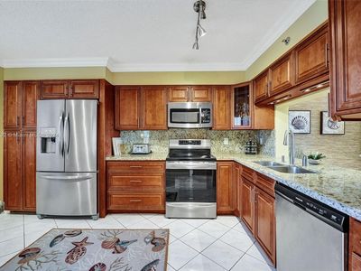 2206 S Cypress Bend Dr APT 408