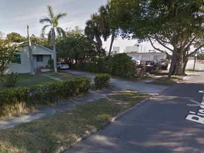 515 Biscayne Drive