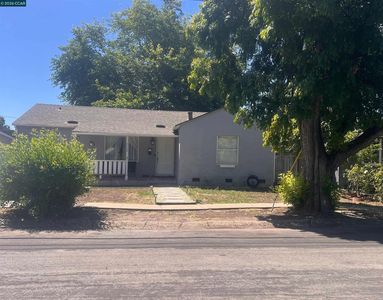 Property at 2428 Crescent Dr, Concord, CA