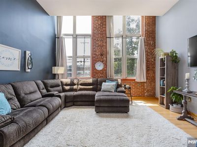 262 Main St APT 203