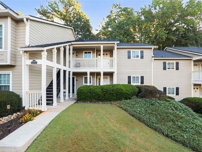 Property at 64 Middleton Ct SE, Smyrna, GA