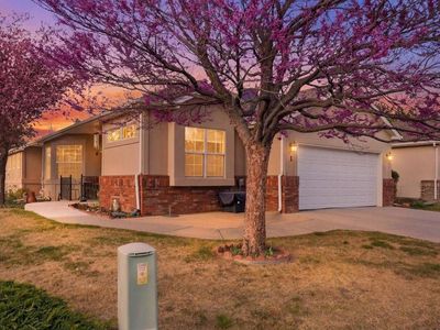 800 Hawkstone Dr #1
