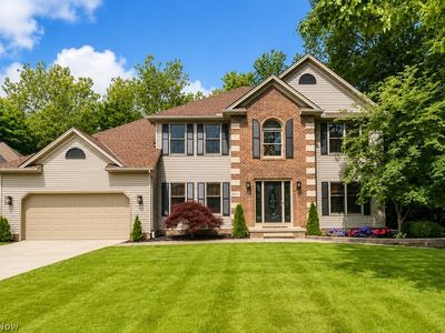 8200 Sheltered Cv