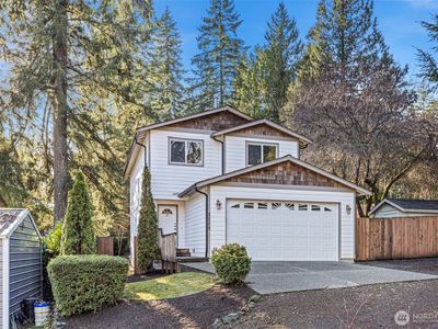 3259 Northlake Way NW