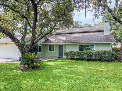 2261 CHARLOTTE DRIVE