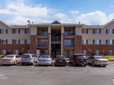 1230 N 104 W #123