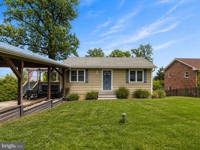 3817 Bayview Dr
