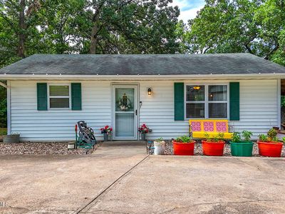 12013 Woodard Rd