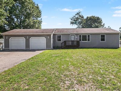 1918 Eisenhower Ln