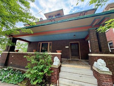 Property at 615 Center St, New London, MO