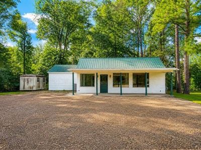 930 Fisher Rd