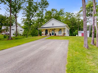 9 Evergreen Lane