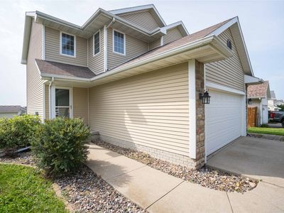 5204 NE Briarwood Dr