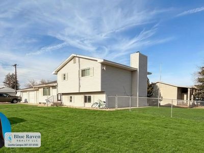 1850 W Walnut St