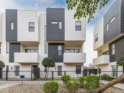 325 E Coronado Rd Unit 13