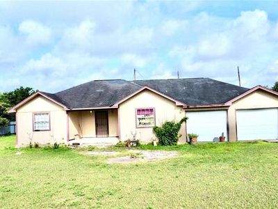 6915 Calle De Rebecca