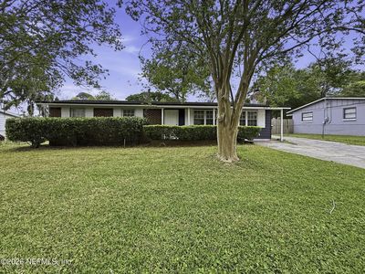 7632 HILLSIDE Drive