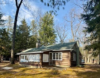 Property at 13239 N Gordon Ave, Bitely, MI