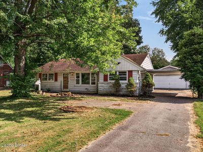 9221 Aristides Dr