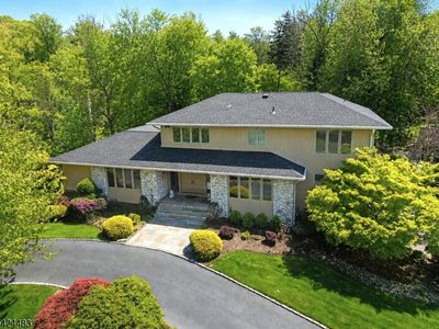 47 Cayuga Way