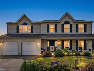 4 Oswego Ln