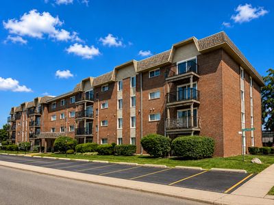 2301 Beau Monde Ln APT 406