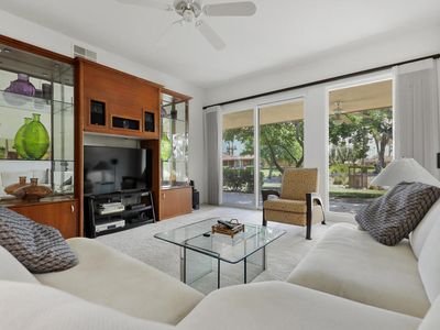2 Haig Dr