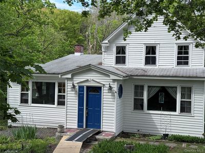 73 Suffern Lane