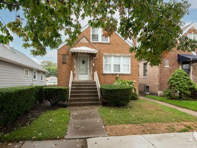 5537 S Normandy Ave