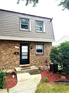 111 S Hale Ave