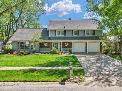 3405 Lakeshore Dr