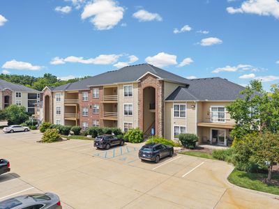 4008 W Worley St APT 105