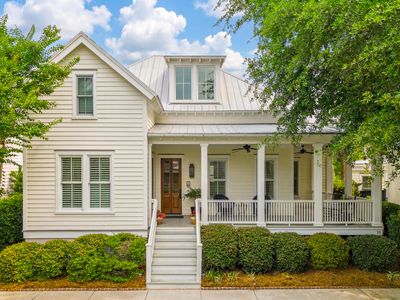 18 Mises St