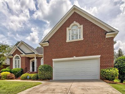 325 Chelmsford Way