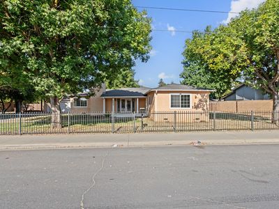 553 Lincoln Ave