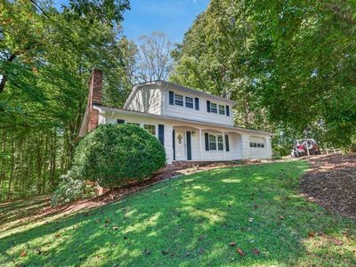 158 Pioneer Dr