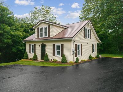 617 Pacek Rd