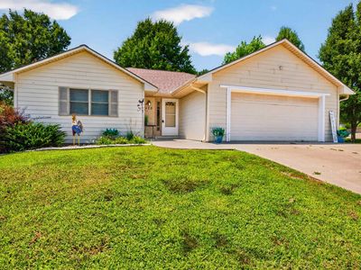 125 Shelby Dr